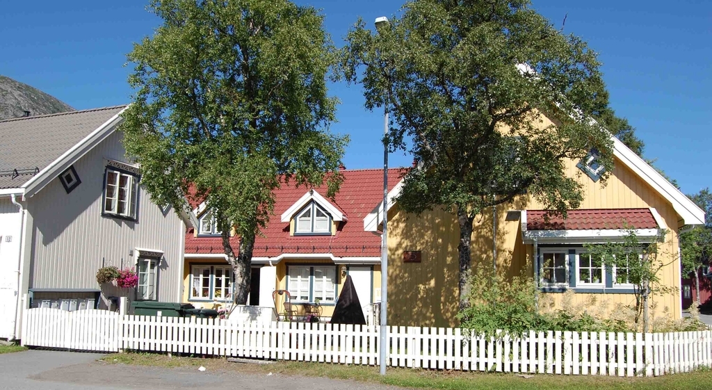 Fasaderehabilitering. Etterisolering, vindtetting og nye vinduer